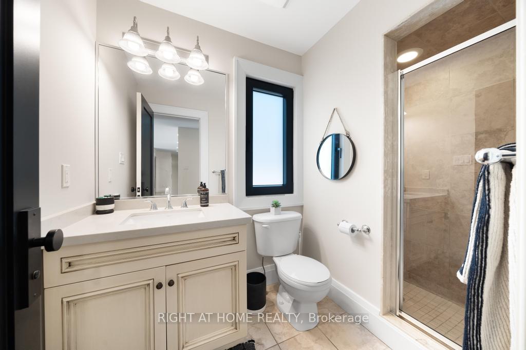 Photo 36 of 166 Foxridge Drive, Hamilton, Ancaster — HOMEH