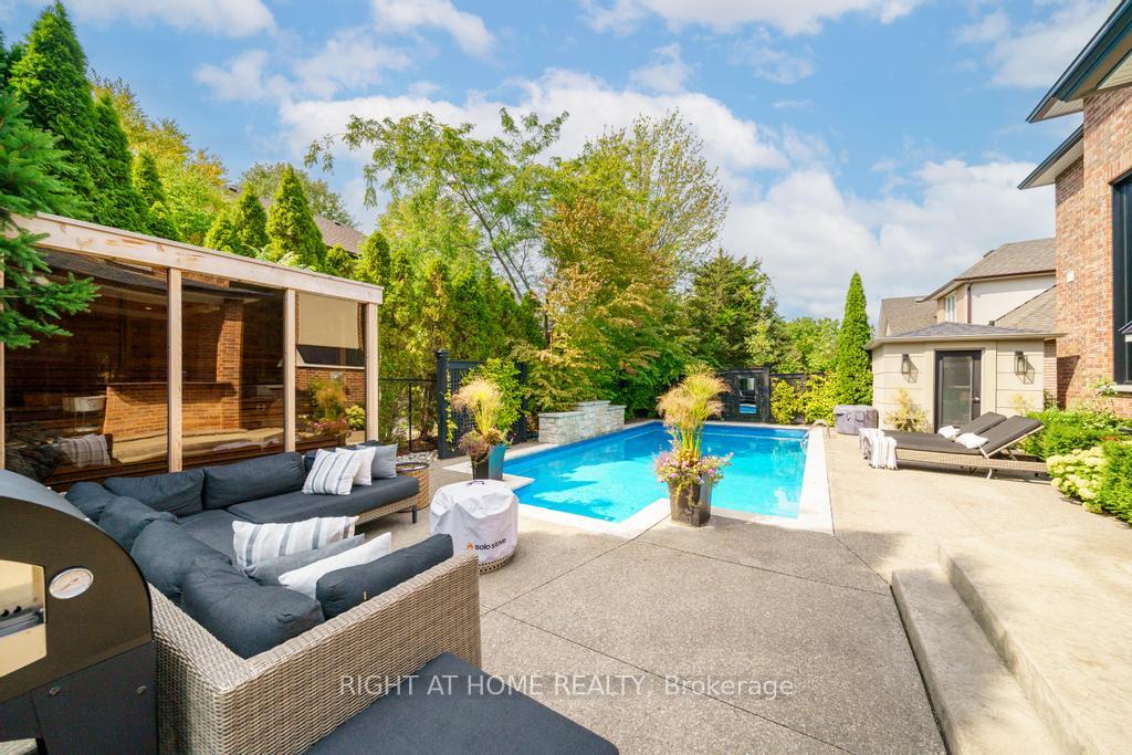 Photo 47 of 166 Foxridge Drive, Hamilton, Ancaster — HOMEH