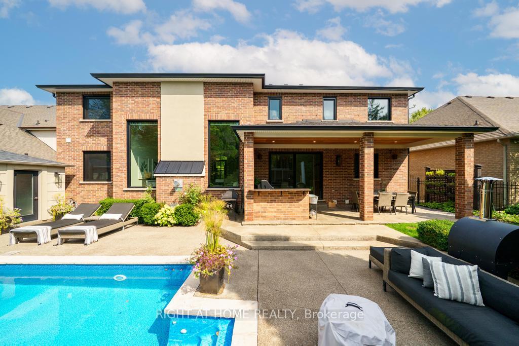 Photo 50 of 166 Foxridge Drive, Hamilton, Ancaster — HOMEH