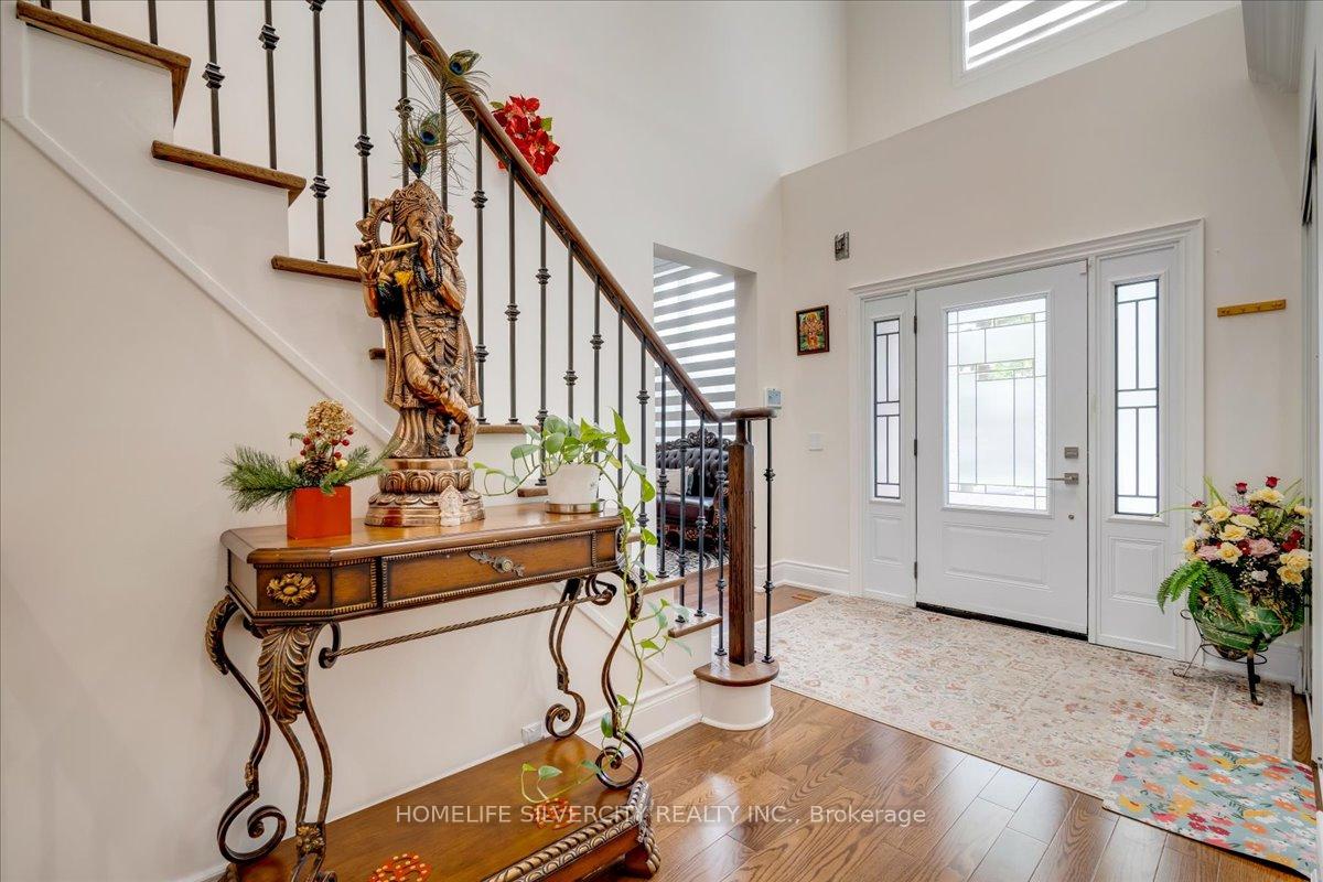 Photo 37 of 46 Treeline Boulevard, Brampton, Vales of Castlemore — HOMEH
