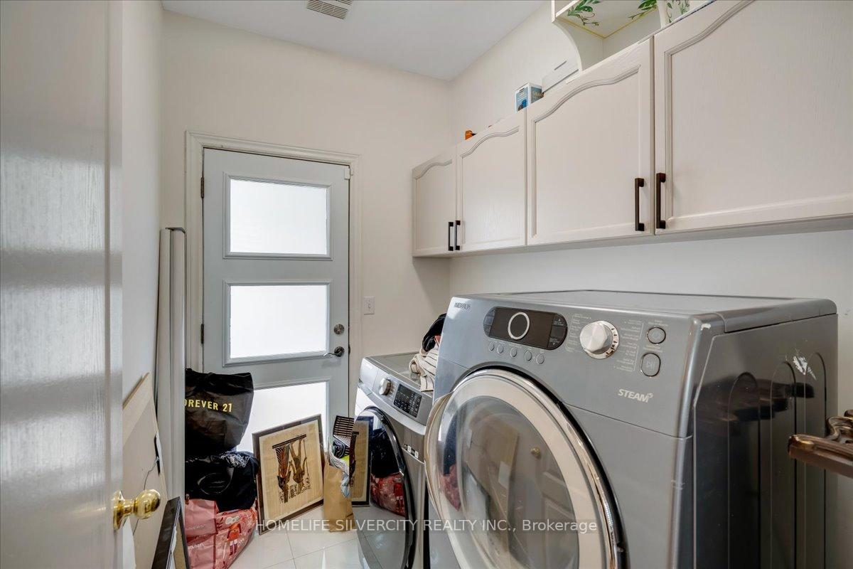 Photo 8 of 46 Treeline Boulevard, Brampton, Vales of Castlemore — HOMEH