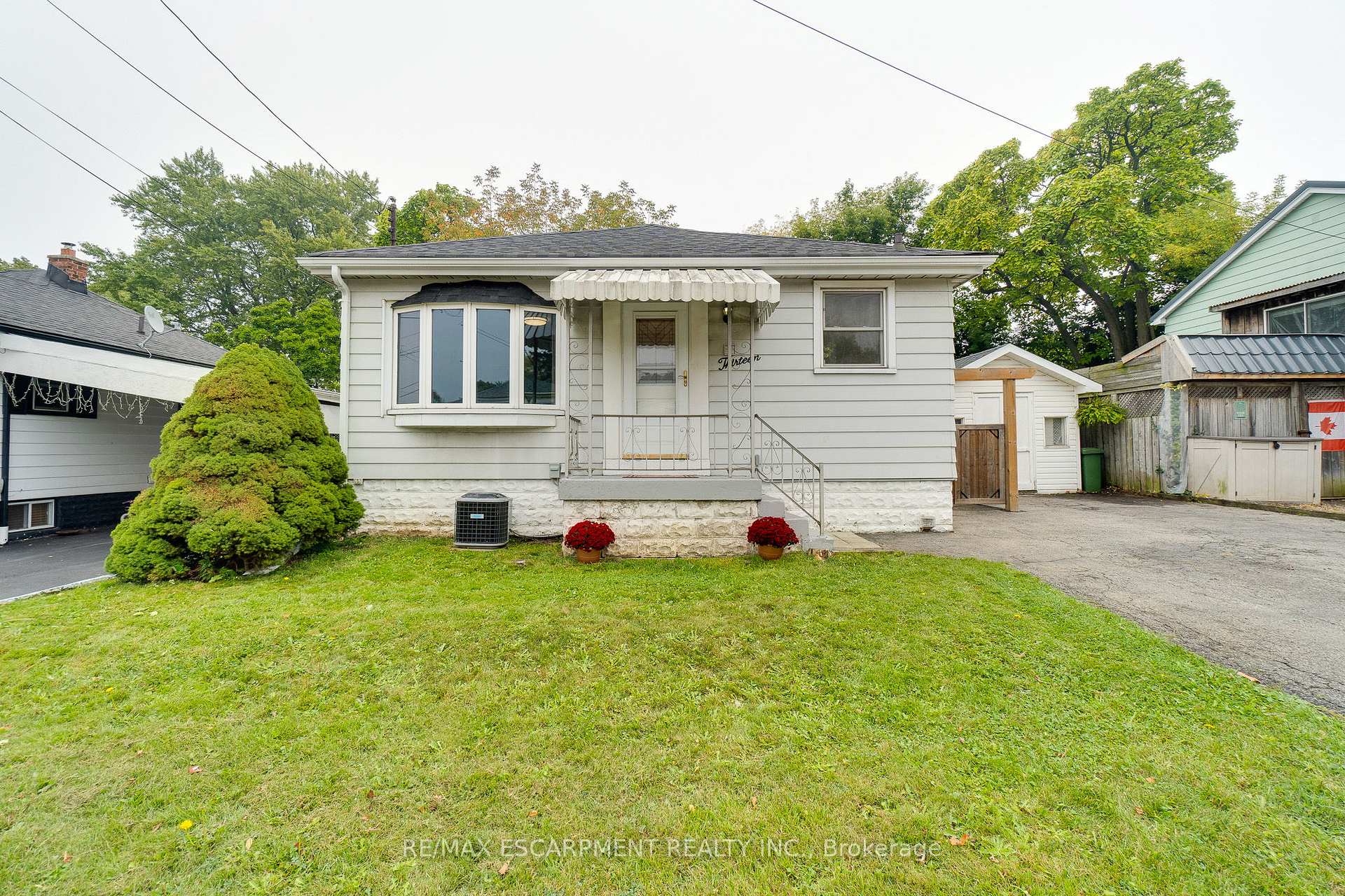 Photo 1 of 13 David Avenue, Hamilton, Hill Park — HOMEH