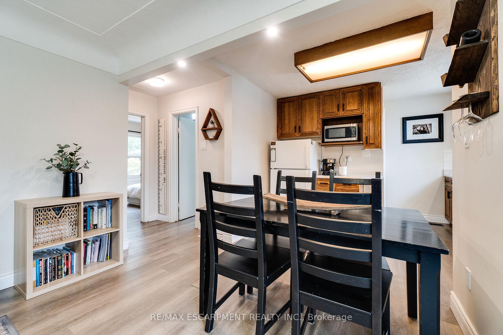 Photo 11 of 13 David Avenue, Hamilton, Hill Park — HOMEH