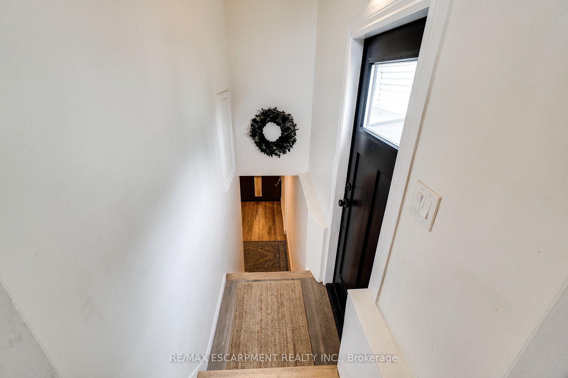 Photo 25 of 13 David Avenue, Hamilton, Hill Park — HOMEH