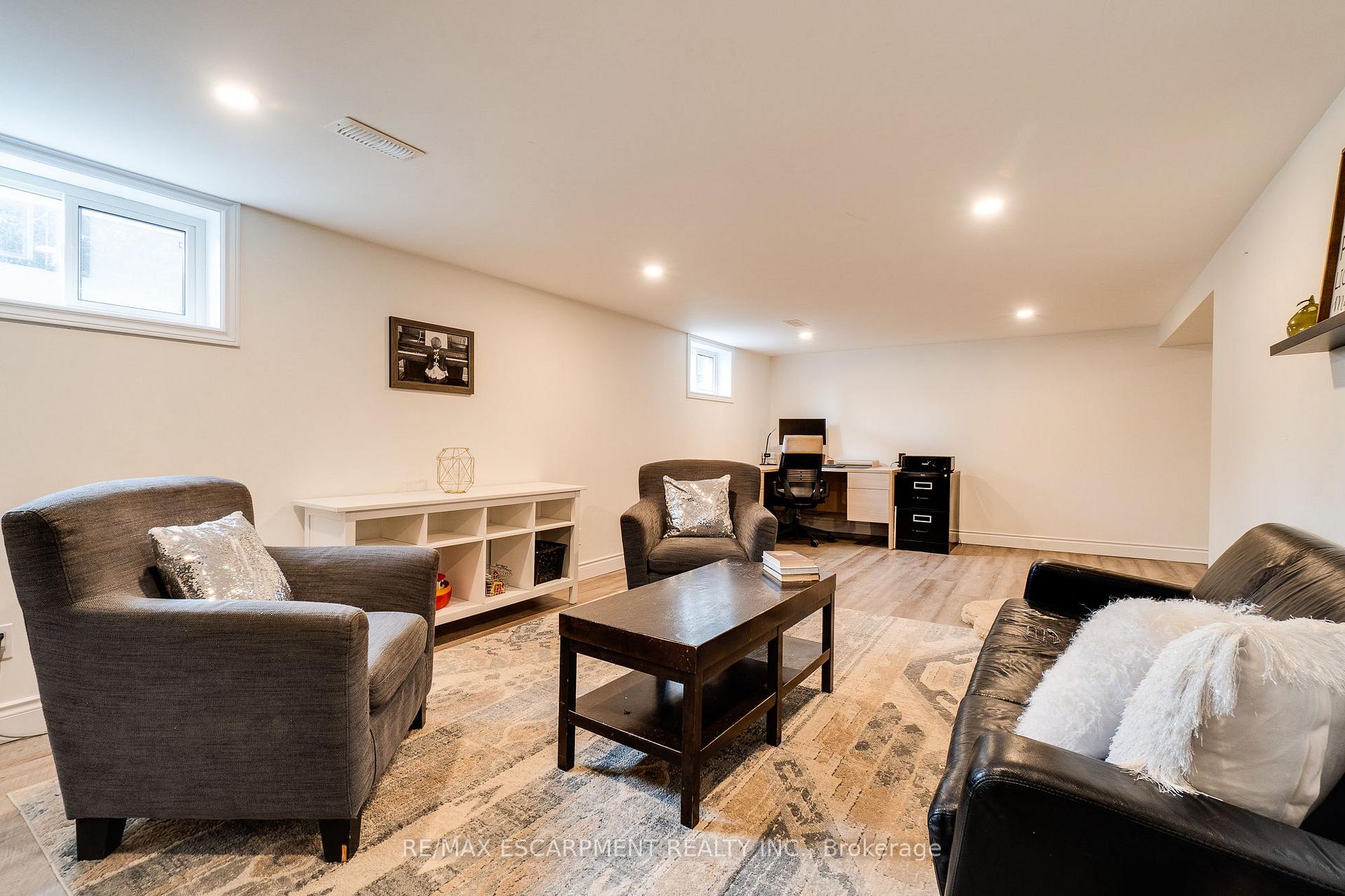 Photo 28 of 13 David Avenue, Hamilton, Hill Park — HOMEH