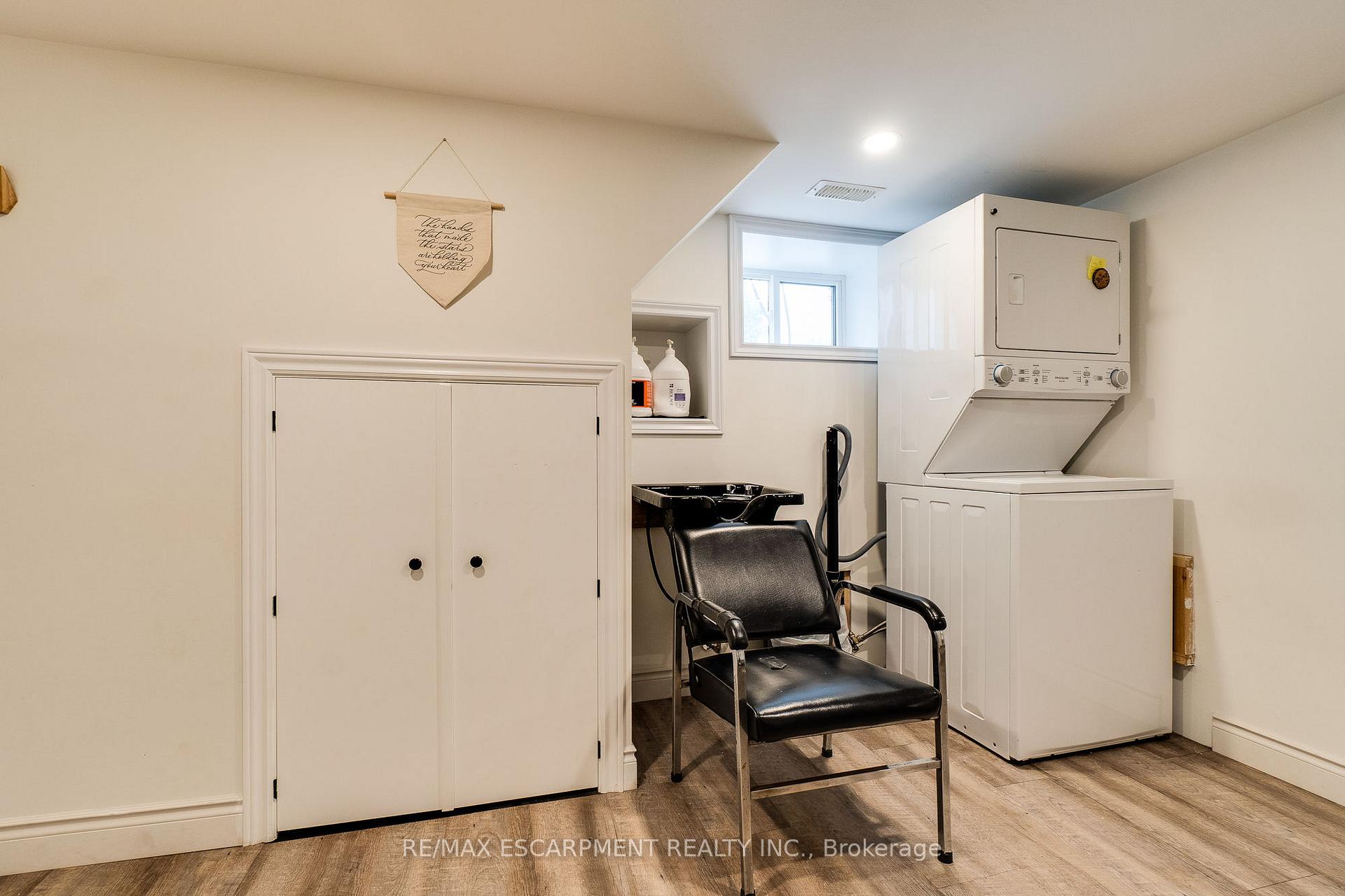 Photo 33 of 13 David Avenue, Hamilton, Hill Park — HOMEH