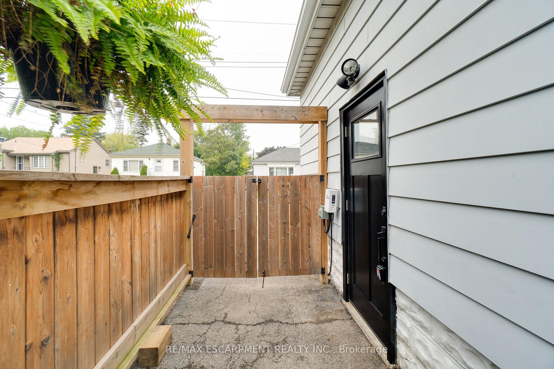 Photo 34 of 13 David Avenue, Hamilton, Hill Park — HOMEH