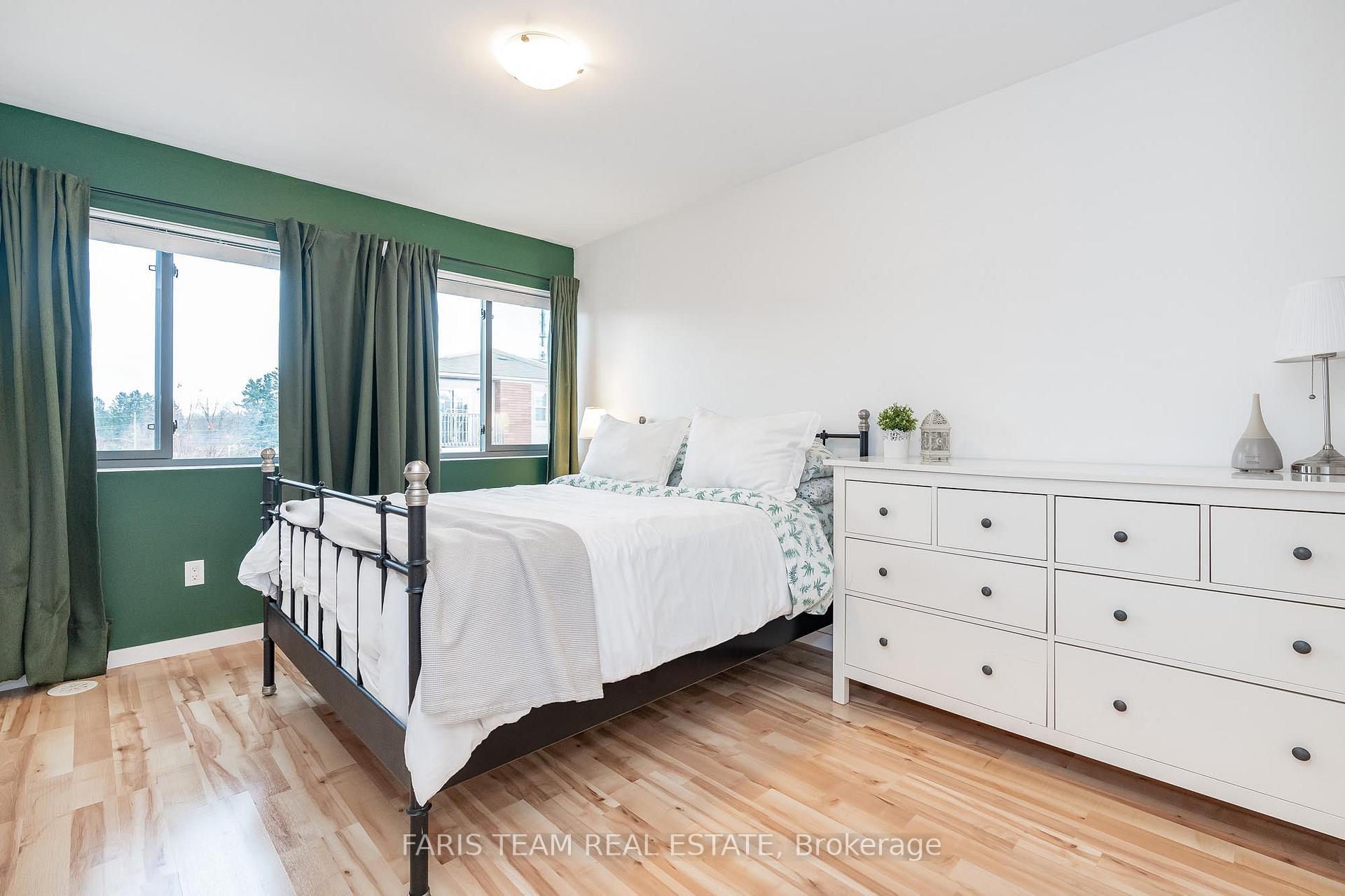 Photo 8 of Unit 22, 369 Essa Road, Barrie, Holly — HOMEH