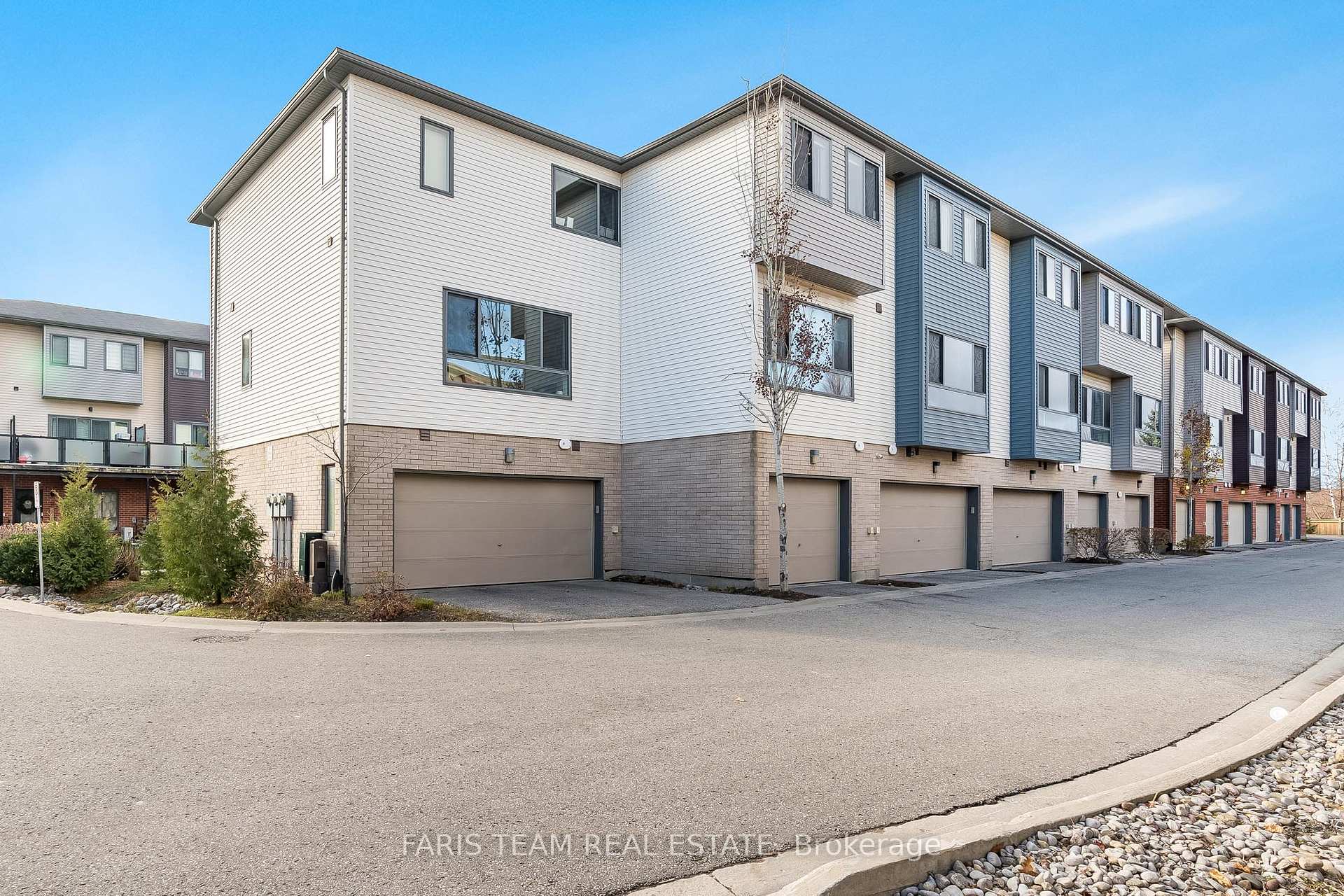 Photo 12 of Unit 22, 369 Essa Road, Barrie, Holly — HOMEH