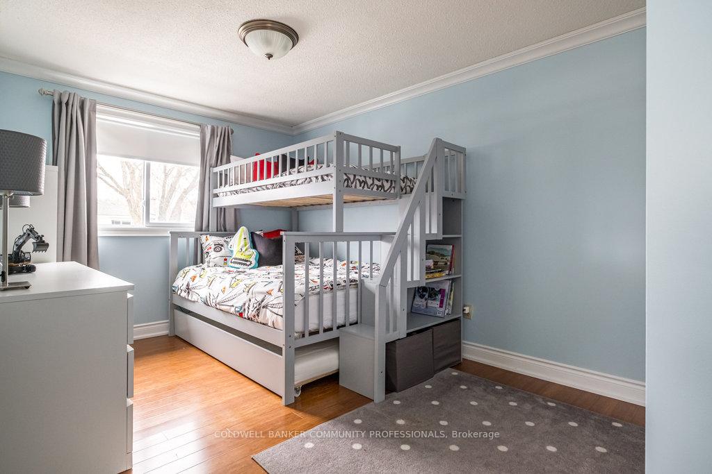 Photo 20 of 2233 Middlesmoor Crescent, Burlington, Brant Hills — HOMEH