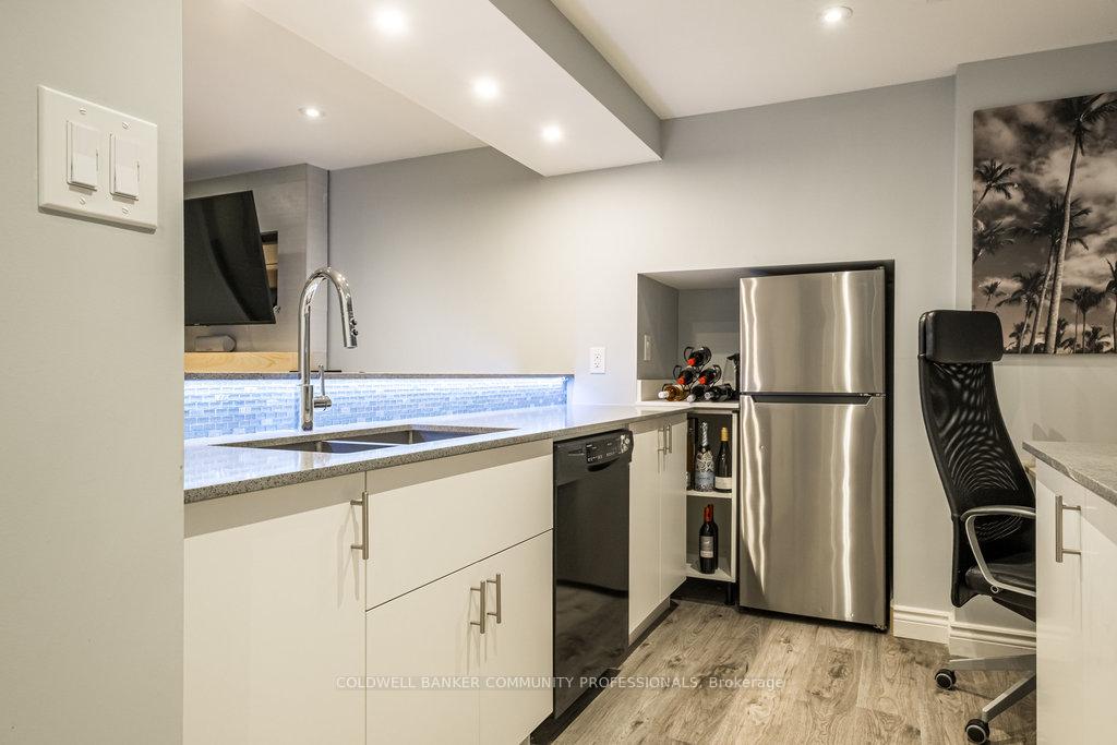 Photo 28 of 2233 Middlesmoor Crescent, Burlington, Brant Hills — HOMEH
