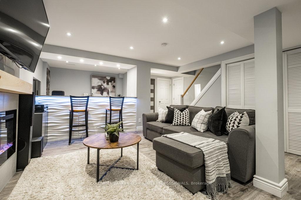 Photo 31 of 2233 Middlesmoor Crescent, Burlington, Brant Hills — HOMEH