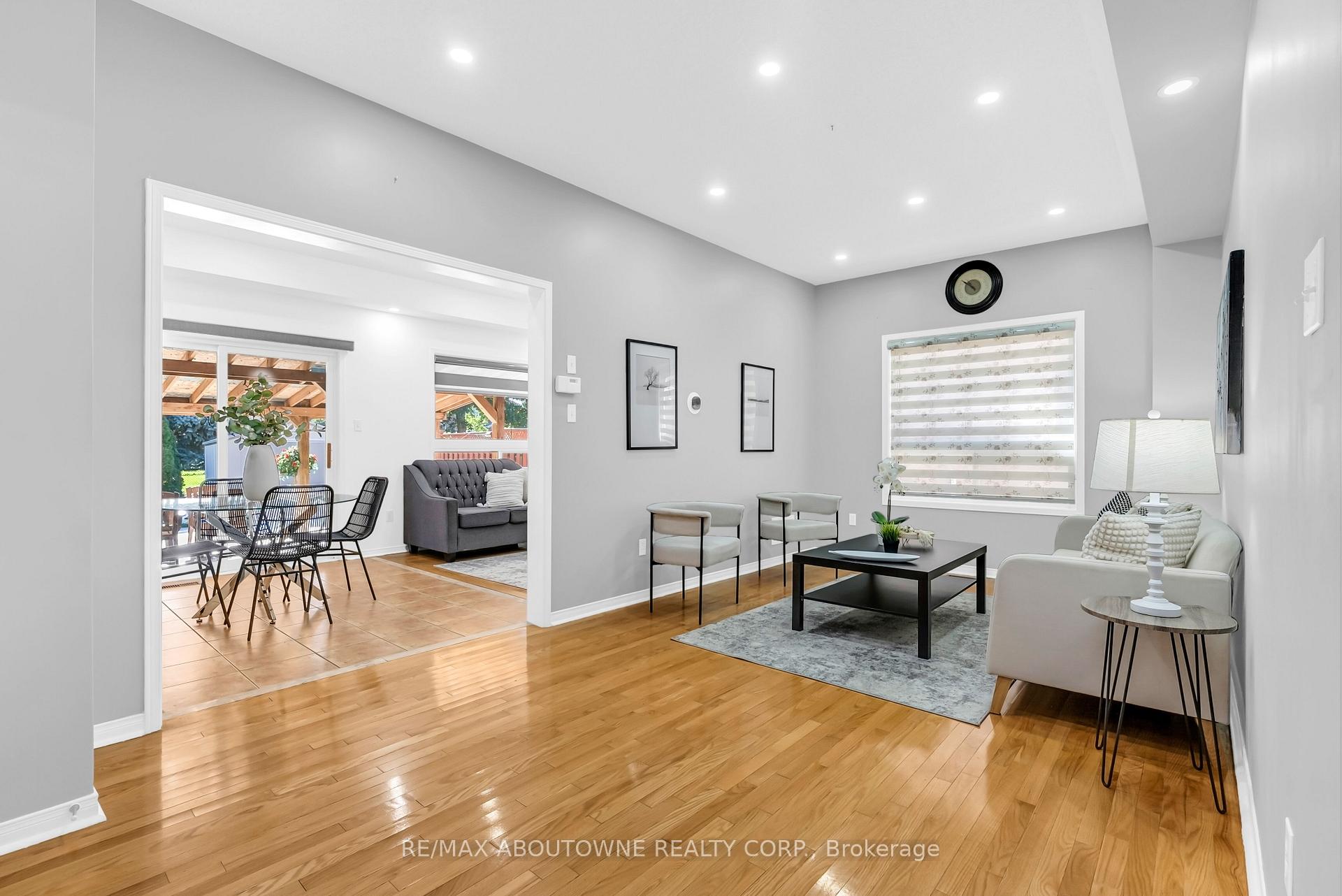Photo 14 of 7 Rockrose Drive, Brampton, Sandringham-Wellington — HOMEH