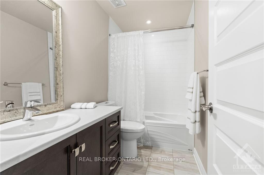 Photo 25 of 236 Kilspindie Ridge, Ottawa, Barrhaven - Stonebridge — HOMEH