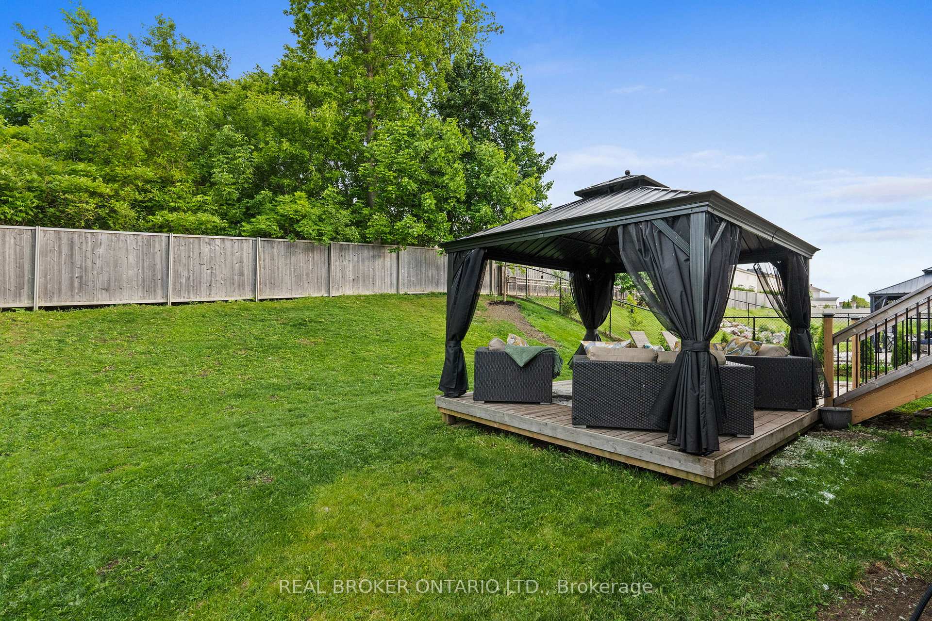 Photo 37 of 236 Kilspindie Ridge, Ottawa, Barrhaven - Stonebridge — HOMEH