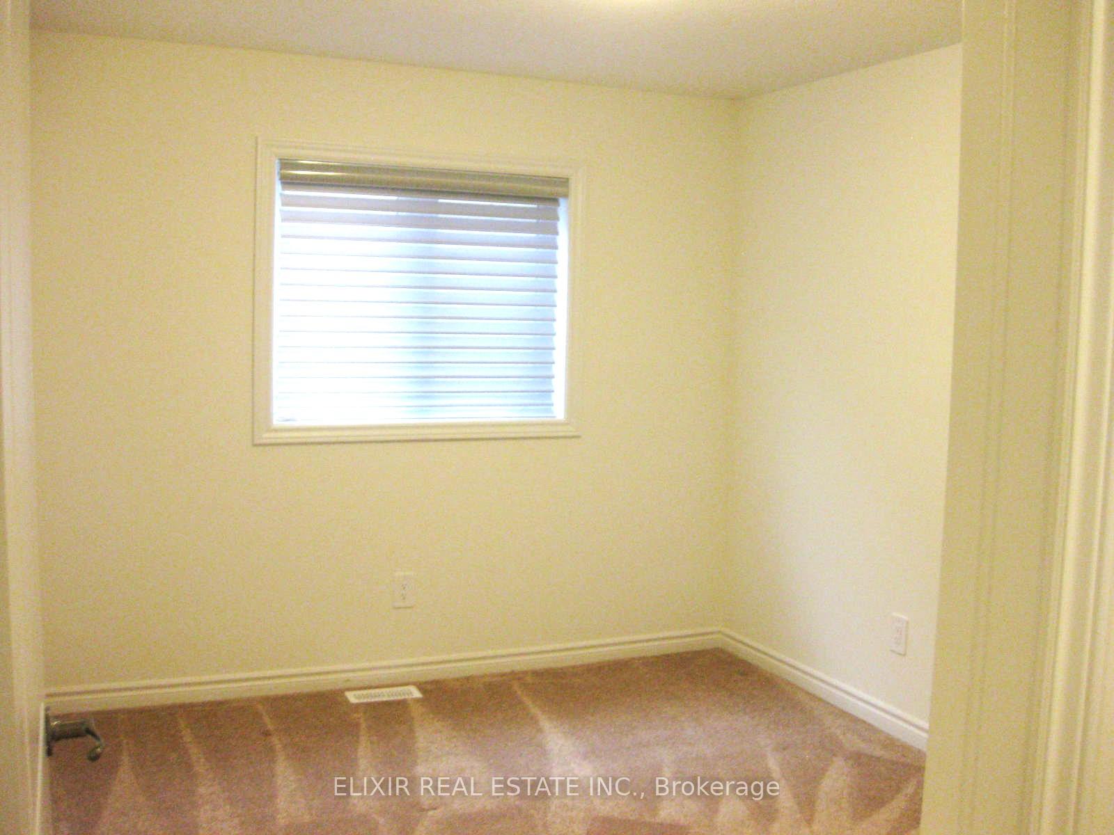 Photo 18 of 12 Jenner Drive, Brant, Paris — HOMEH