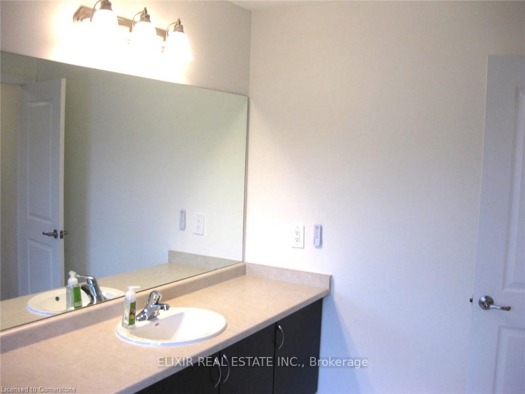 Photo 31 of 12 Jenner Drive, Brant, Paris — HOMEH