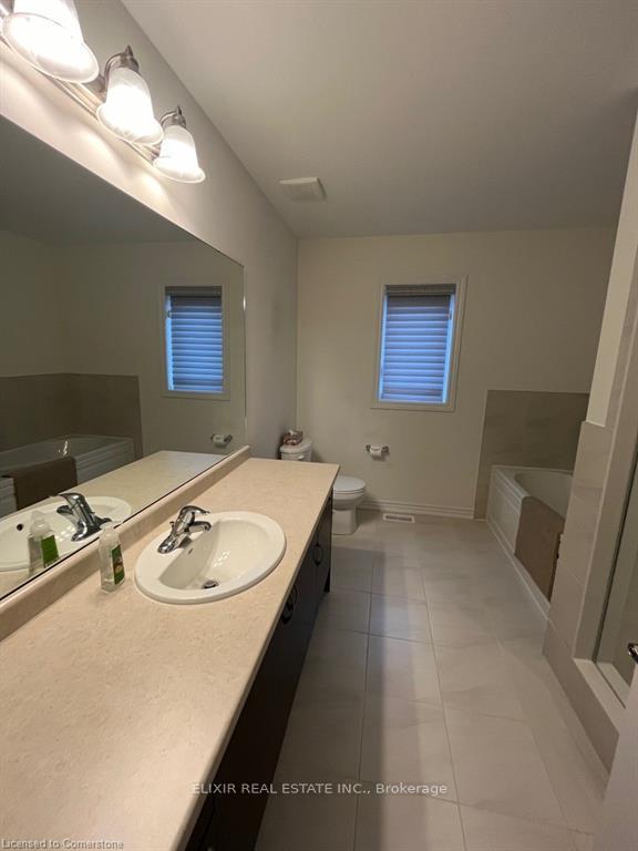 Photo 32 of 12 Jenner Drive, Brant, Paris — HOMEH