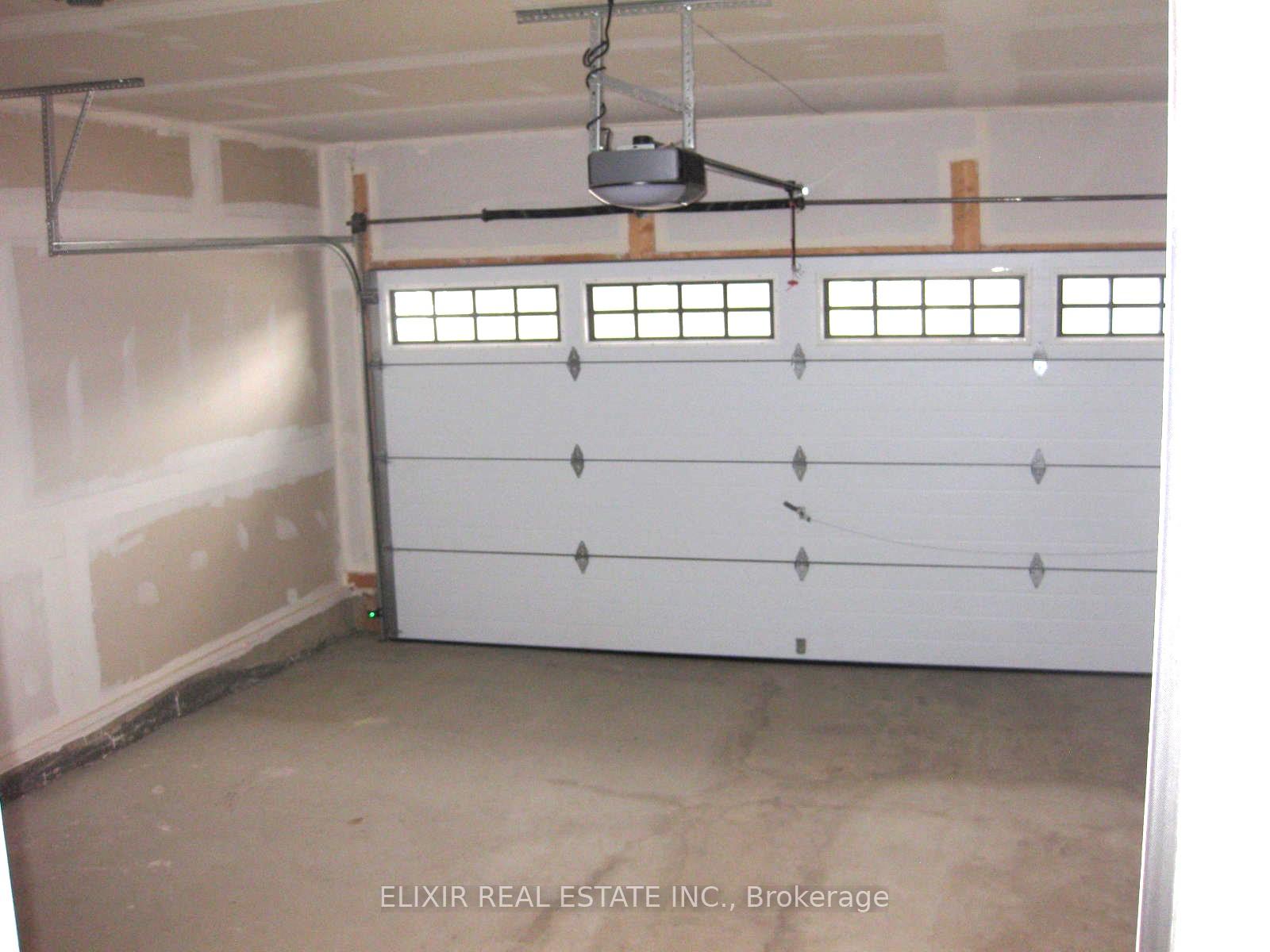 Photo 37 of 12 Jenner Drive, Brant, Paris — HOMEH
