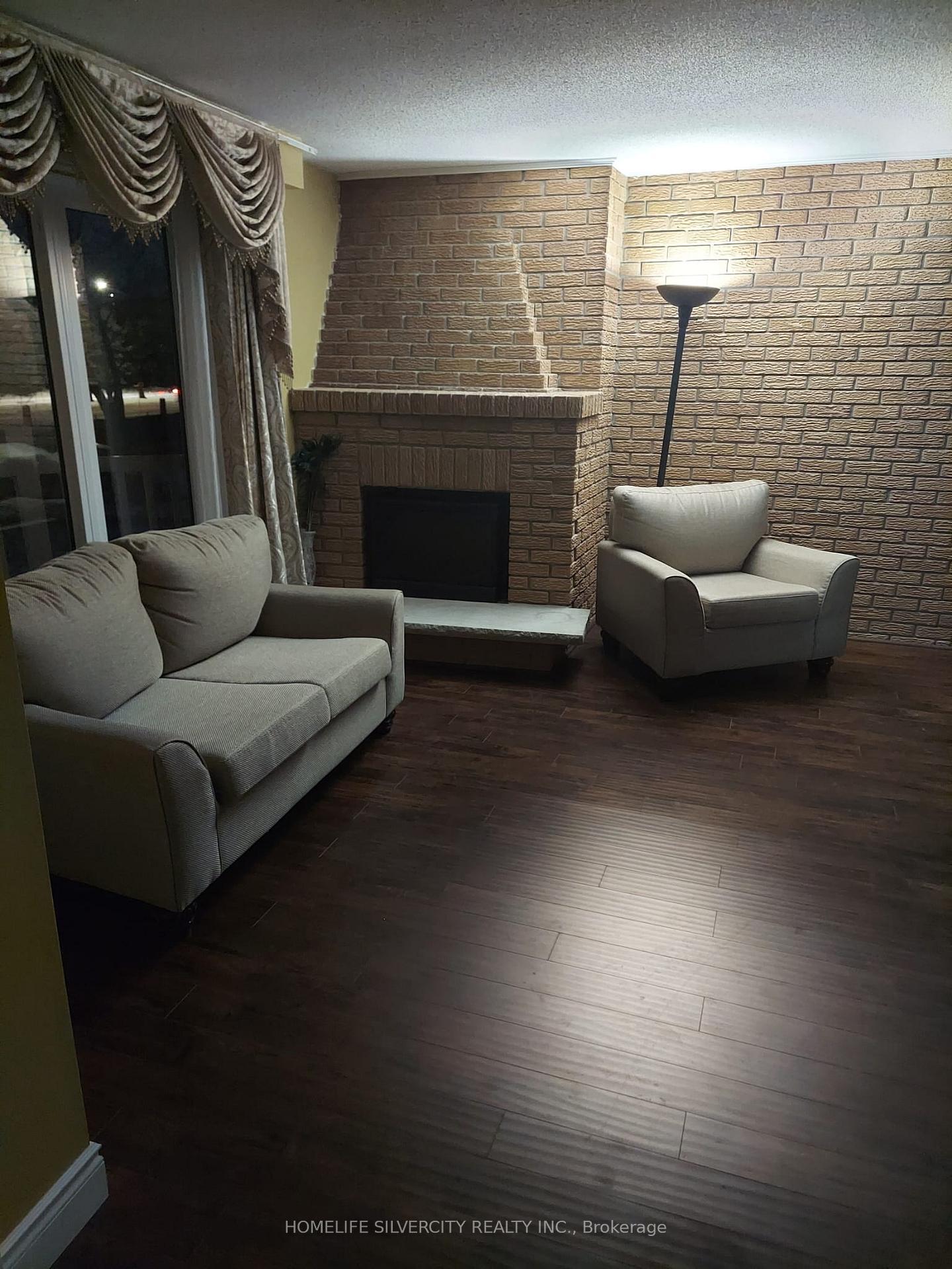 Photo 7 of 10263 Goreway Drive, Brampton, Vales of Castlemore — HOMEH