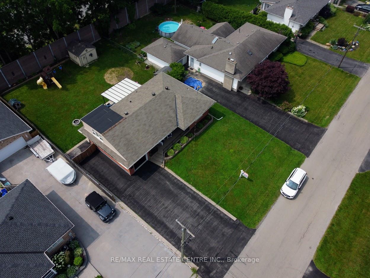 Photo 1 of 26 Hatton Drive, Hamilton, Ancaster — HOMEH