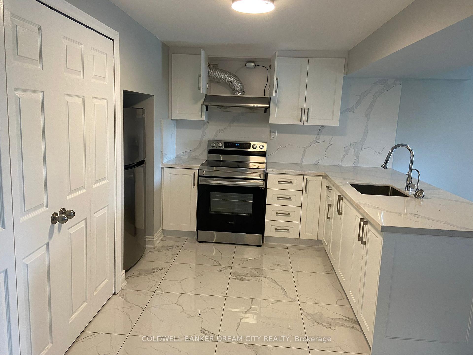 Photo 1 of 46 Chalkfarm (basement) Crescent, Brampton, Northwest Sandalwood Parkway — HOMEH