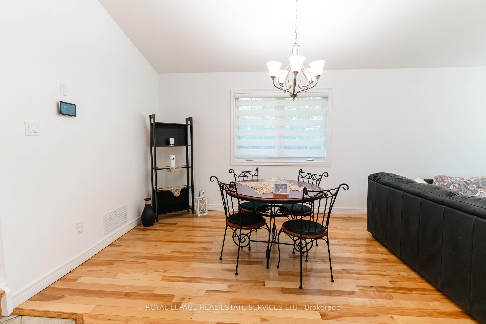 Photo 23 of 837 Upper Ottawa Street, Hamilton, Lisgar — HOMEH