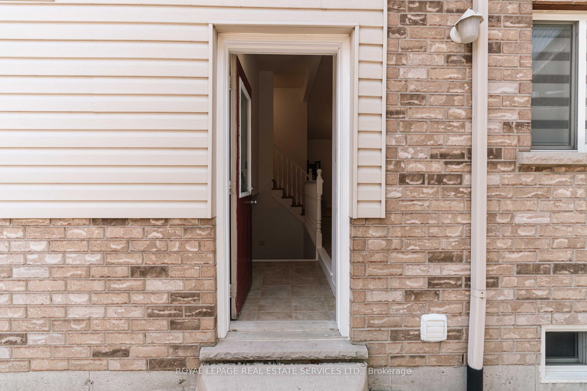 Photo 30 of 837 Upper Ottawa Street, Hamilton, Lisgar — HOMEH