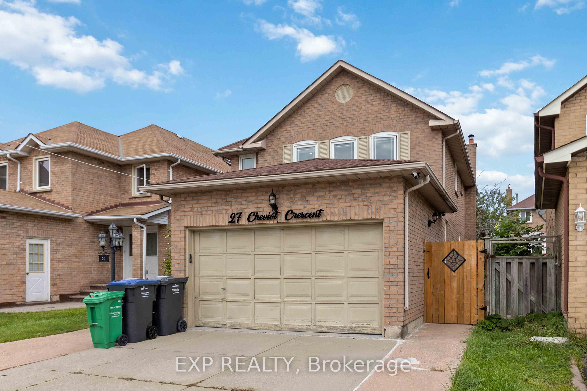 Photo 3 of 27 Cheviot Crescent, Brampton, Heart Lake East — HOMEH