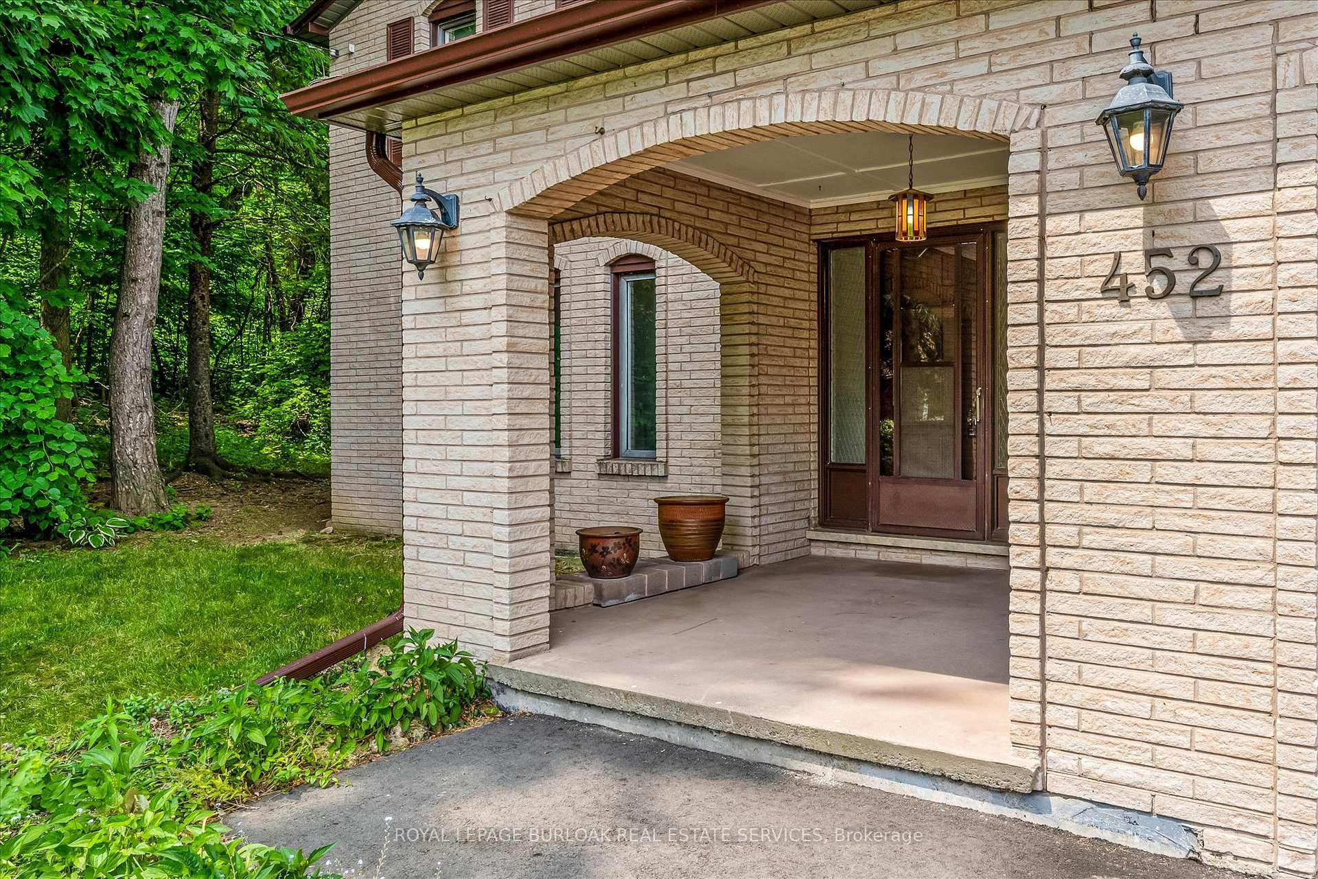 Photo 4 of 452 Quigley Road, Hamilton, Vincent — HOMEH
