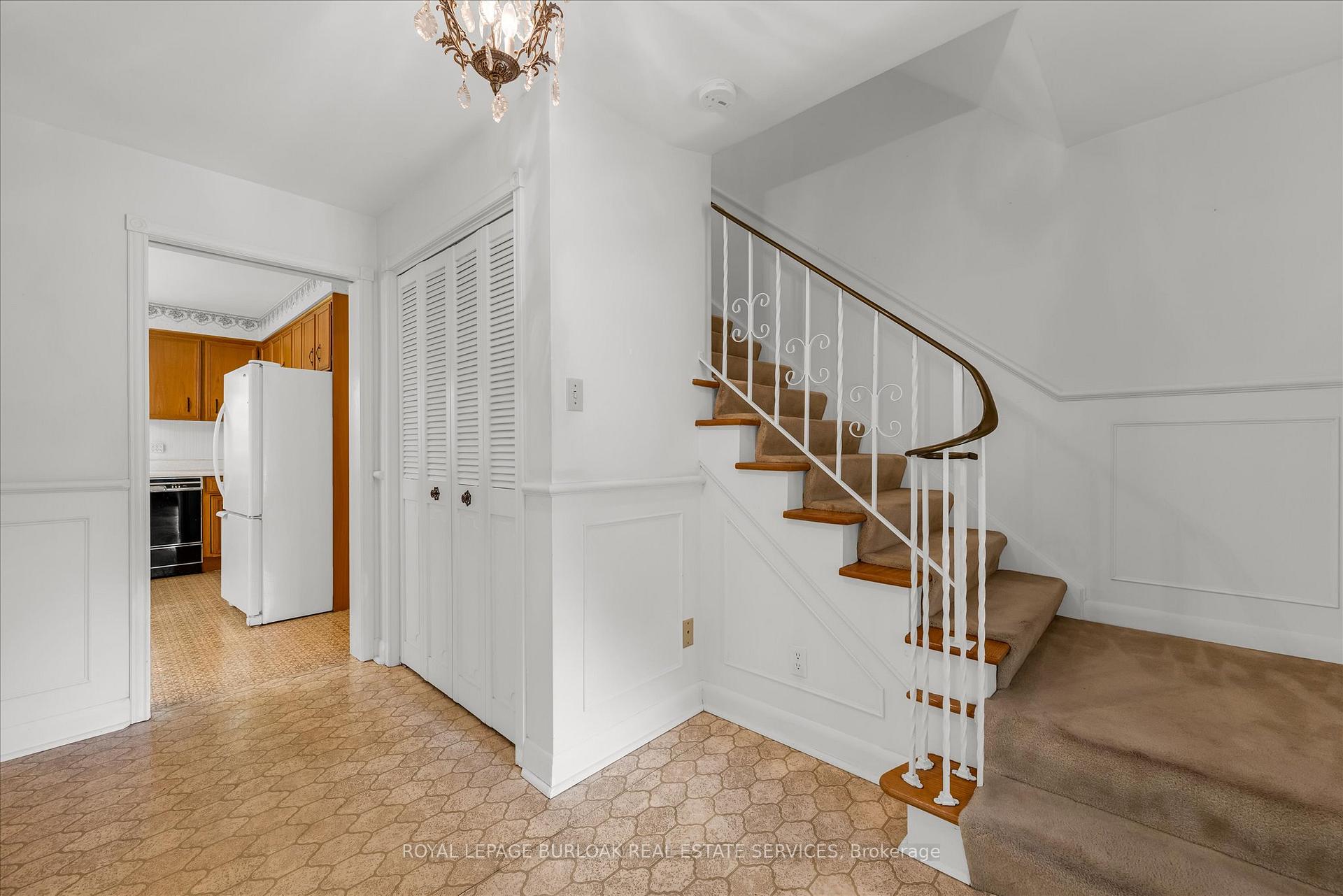 Photo 16 of 452 Quigley Road, Hamilton, Vincent — HOMEH