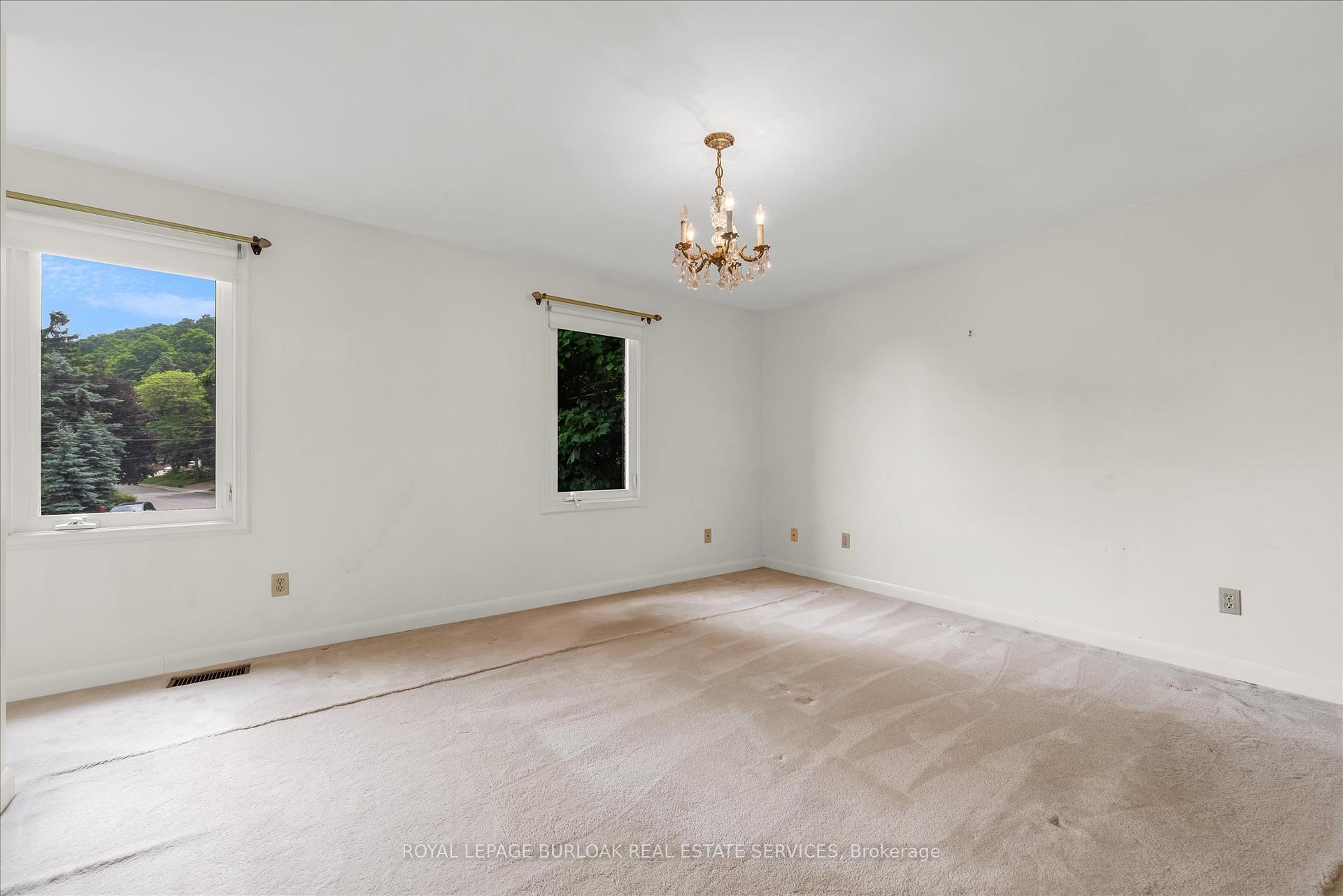 Photo 17 of 452 Quigley Road, Hamilton, Vincent — HOMEH