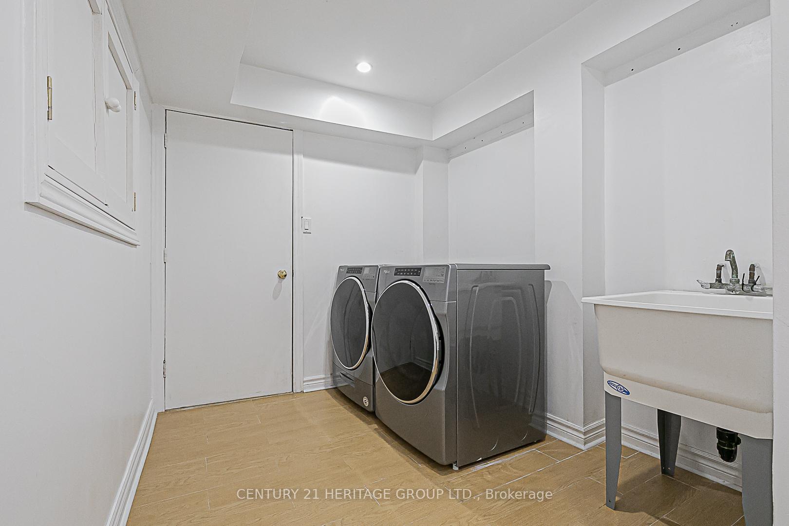 Photo 14 of 39 Craddock Street, Vaughan, Maple — HOMEH
