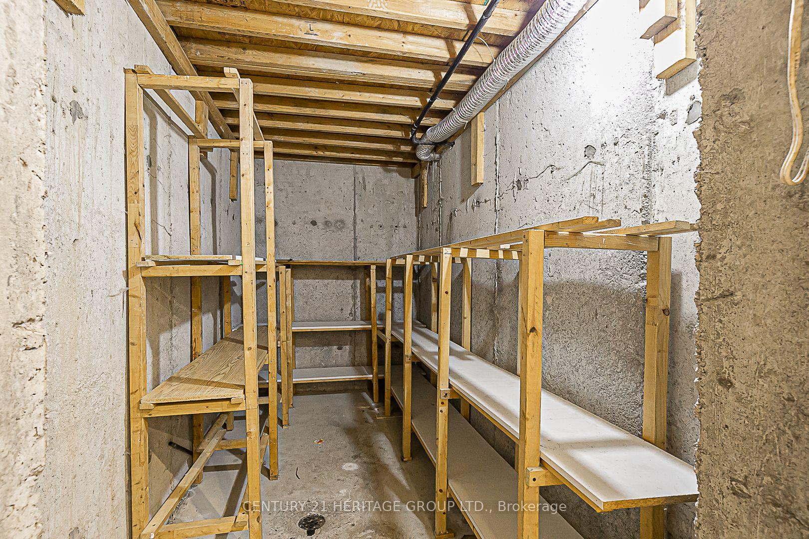 Photo 15 of 39 Craddock Street, Vaughan, Maple — HOMEH