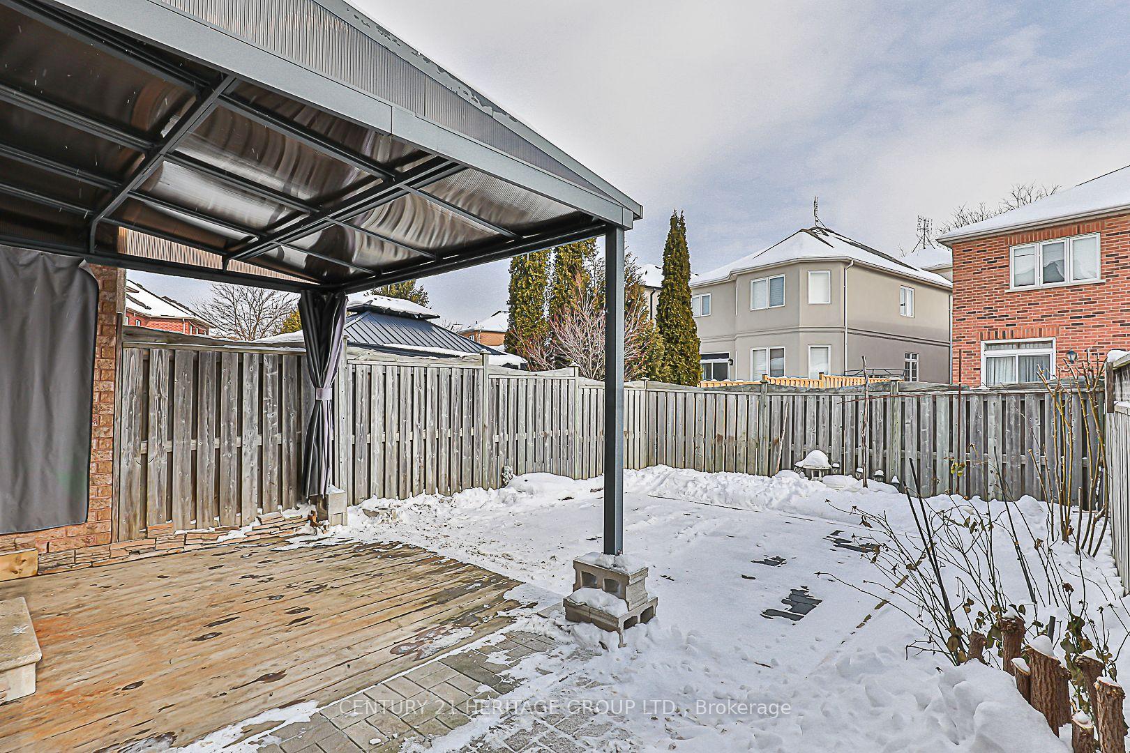 Photo 16 of 39 Craddock Street, Vaughan, Maple — HOMEH