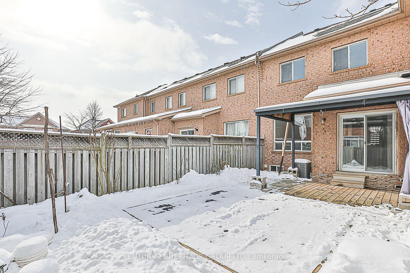 Photo 18 of 39 Craddock Street, Vaughan, Maple — HOMEH
