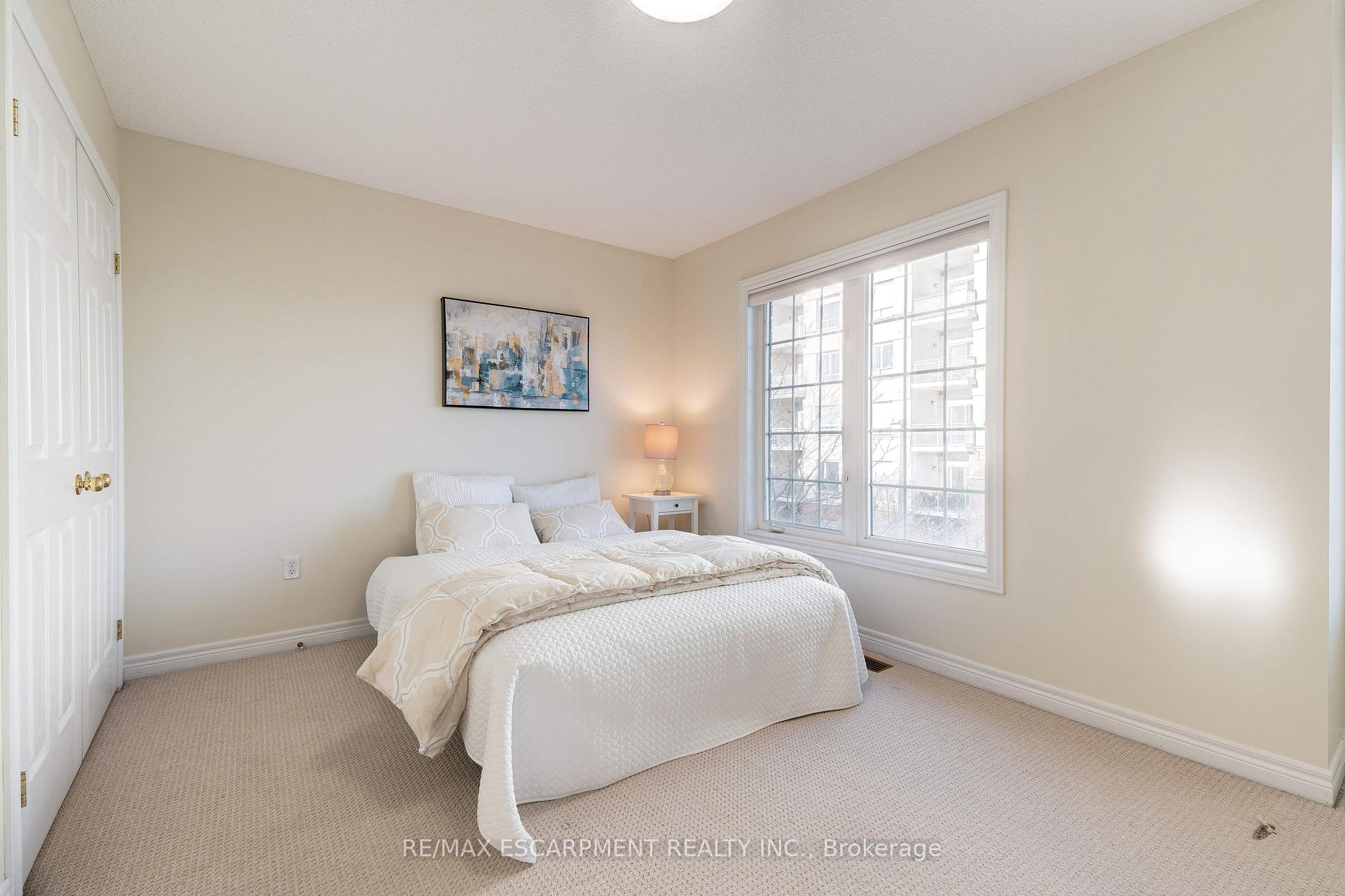 Photo 19 of 682 Summers Common, Burlington, Appleby — HOMEH