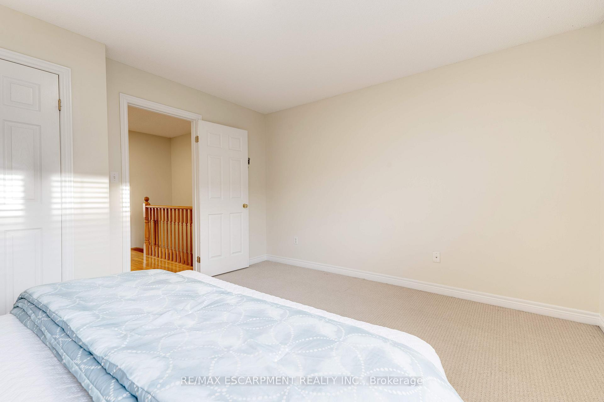 Photo 24 of 682 Summers Common, Burlington, Appleby — HOMEH