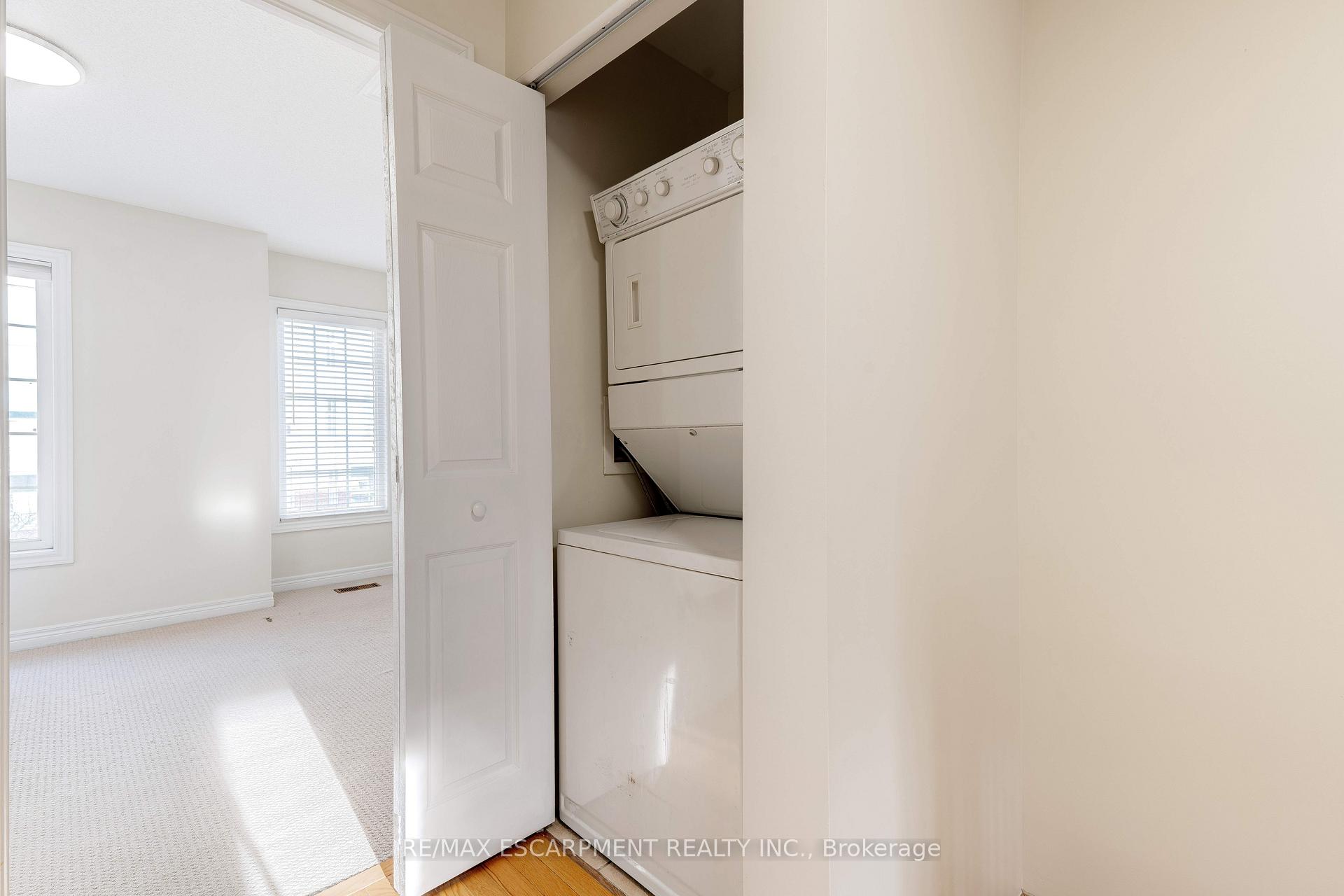 Photo 27 of 682 Summers Common, Burlington, Appleby — HOMEH