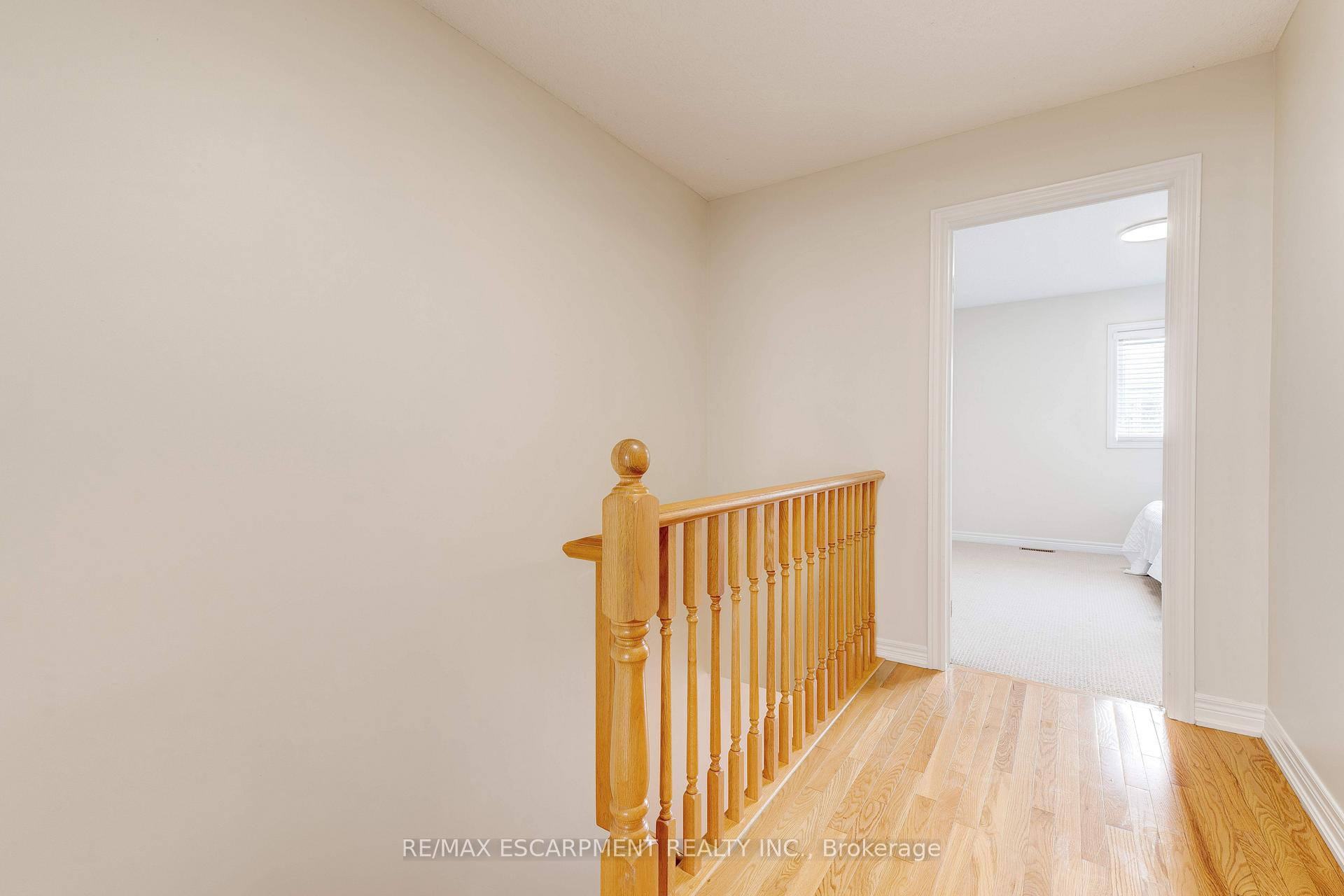 Photo 28 of 682 Summers Common, Burlington, Appleby — HOMEH