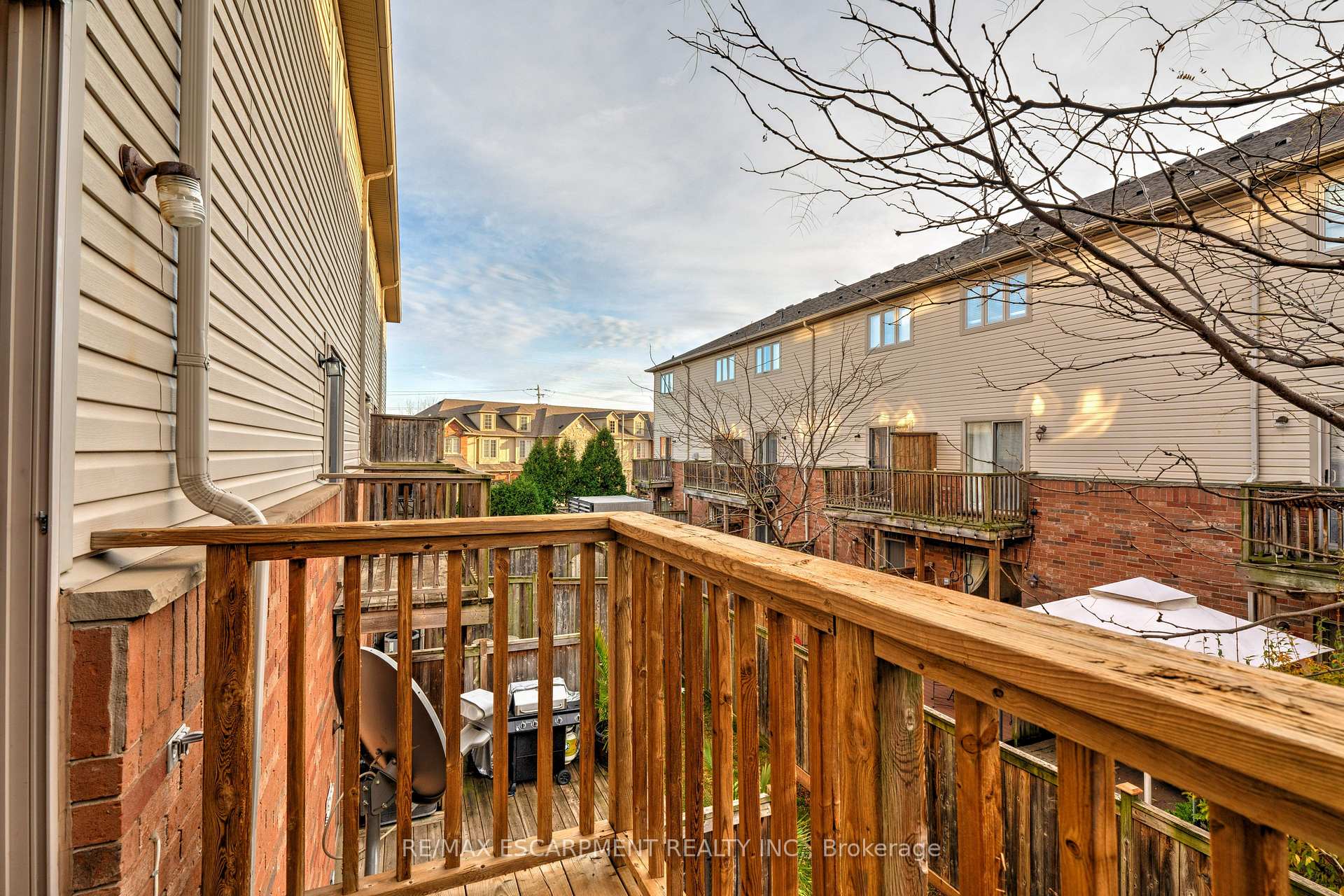 Photo 34 of 682 Summers Common, Burlington, Appleby — HOMEH