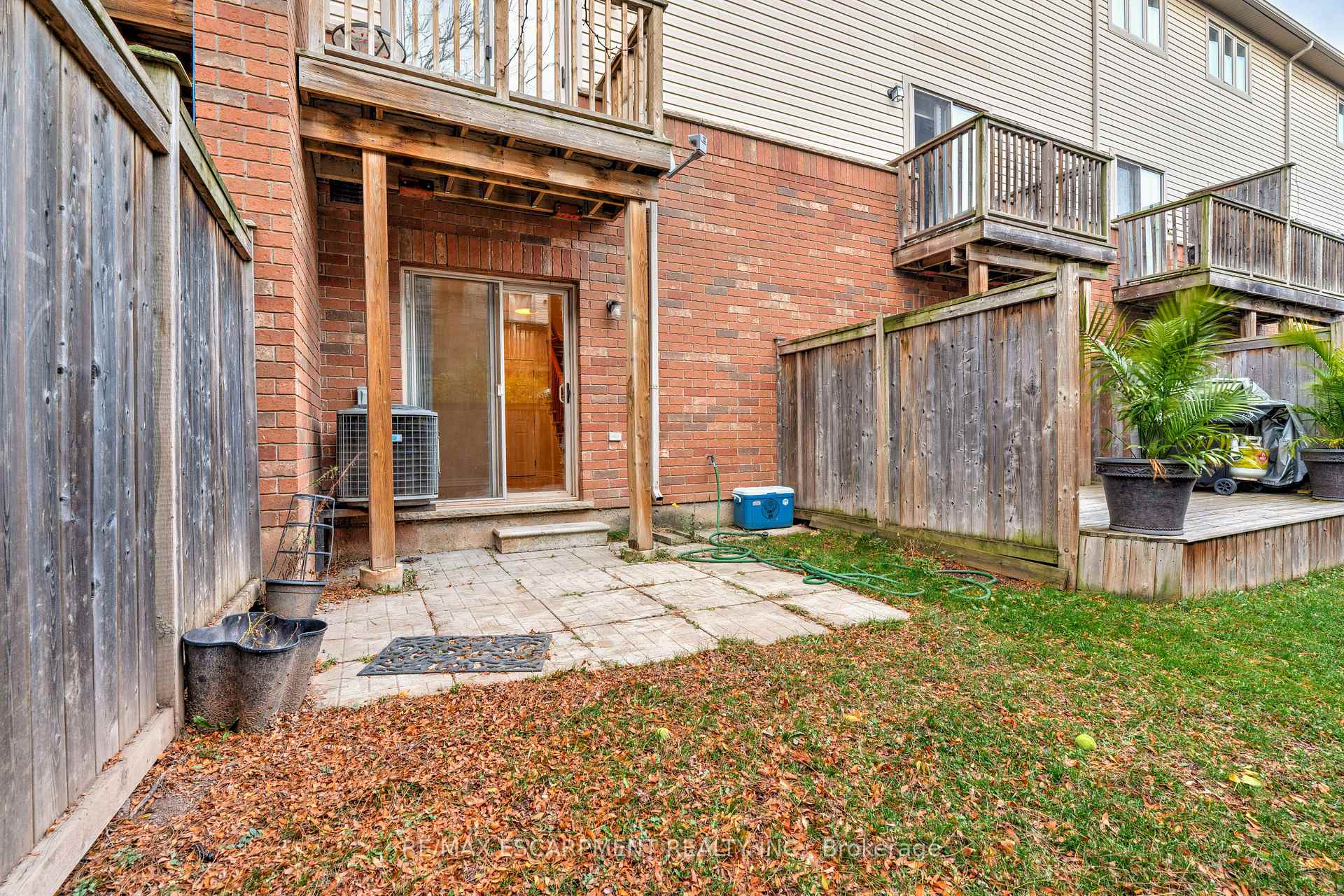 Photo 37 of 682 Summers Common, Burlington, Appleby — HOMEH