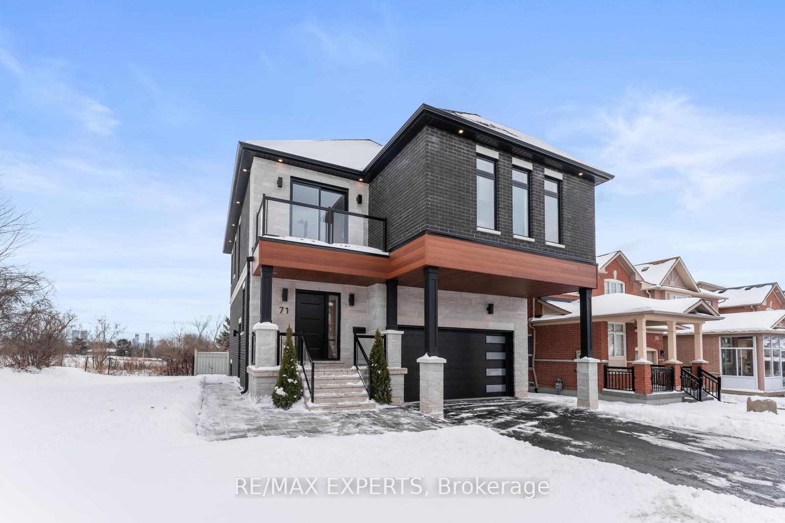 Photo 3 of 71 Hawkview Boulevard, Vaughan, Vellore Village — HOMEH