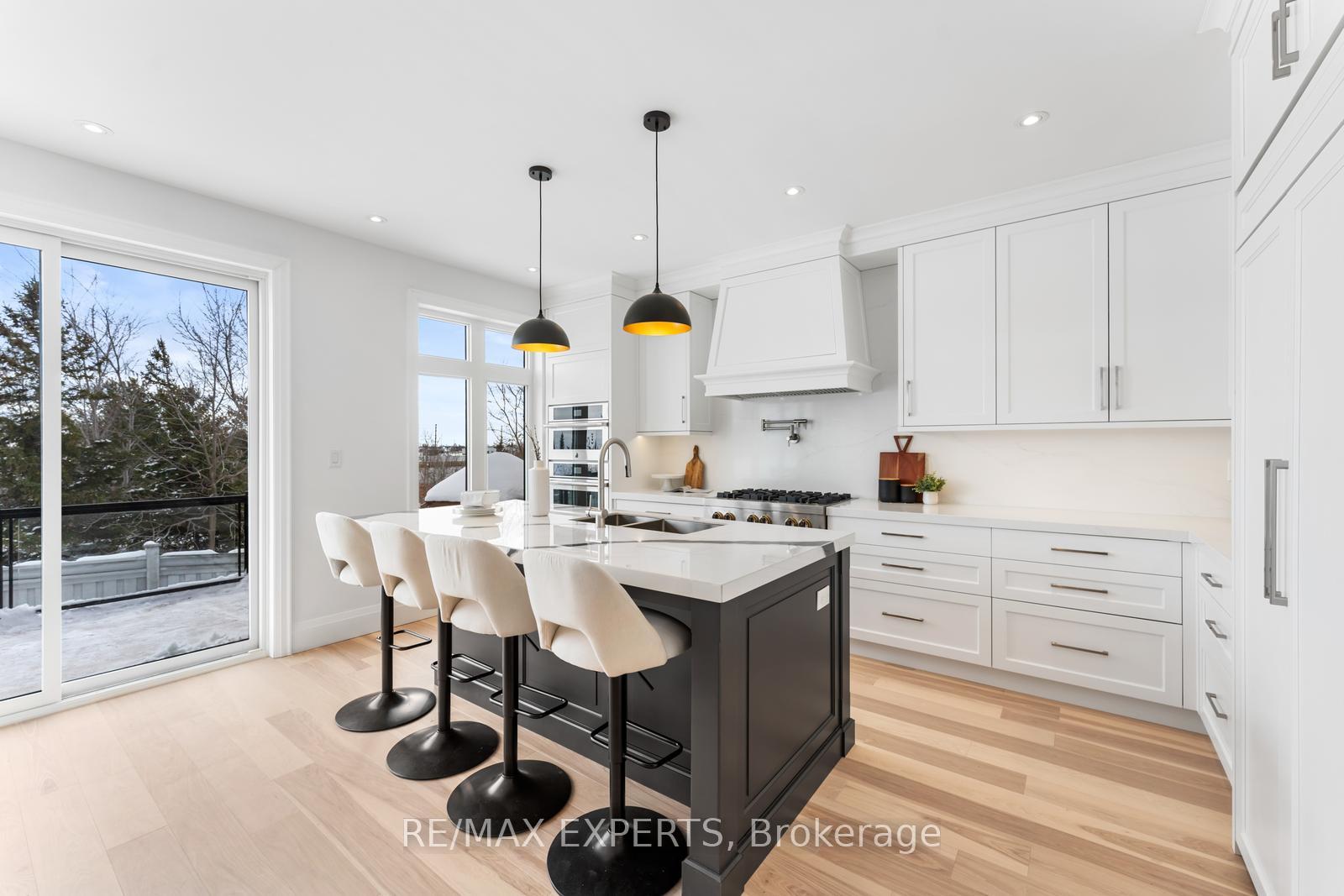 Photo 9 of 71 Hawkview Boulevard, Vaughan, Vellore Village — HOMEH