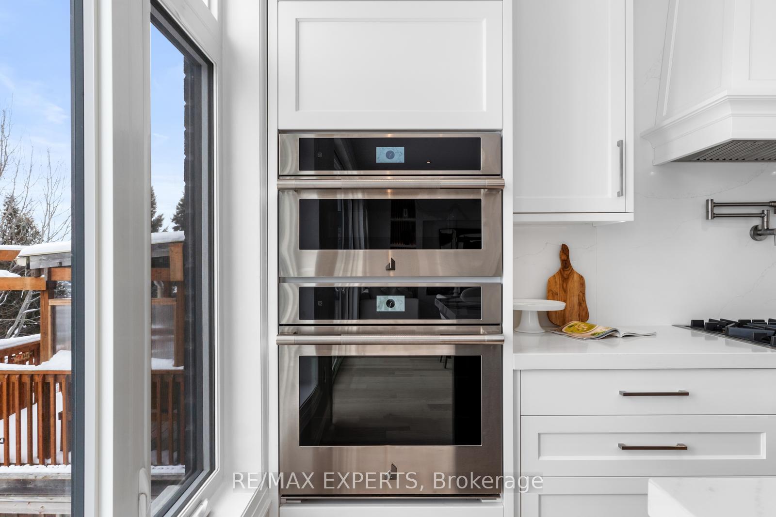 Photo 14 of 71 Hawkview Boulevard, Vaughan, Vellore Village — HOMEH