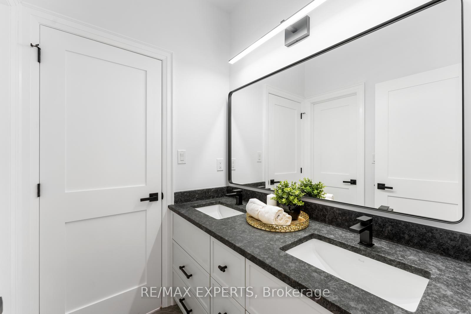 Photo 33 of 71 Hawkview Boulevard, Vaughan, Vellore Village — HOMEH