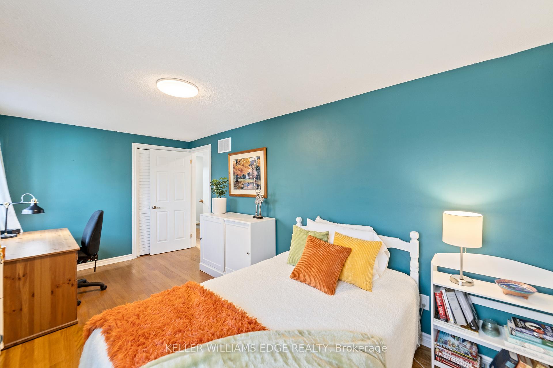 Photo 24 of 673 Inverary Road, Burlington, Shoreacres — HOMEH