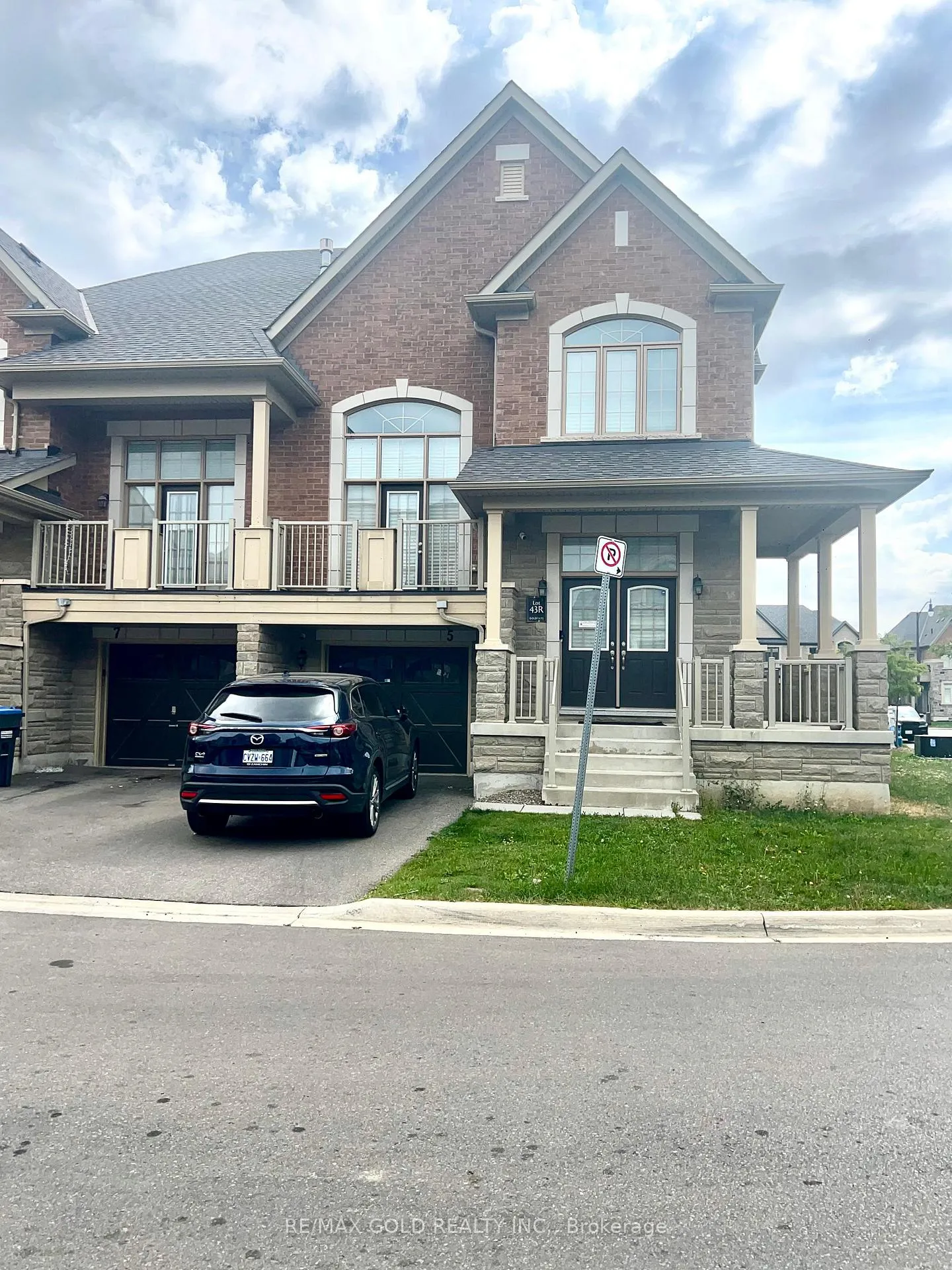 Photo 2 of 5 Faders Drive, Brampton, Northwest Brampton — HOMEH