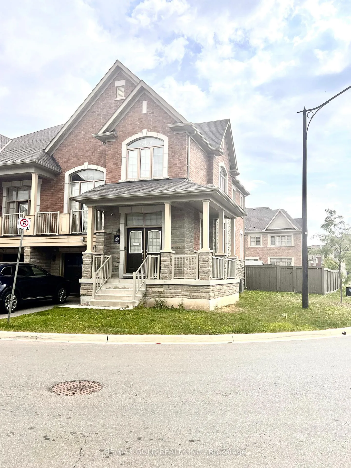 Photo 3 of 5 Faders Drive, Brampton, Northwest Brampton — HOMEH
