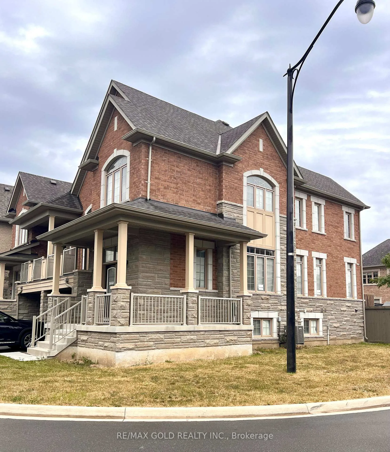Photo 5 of 5 Faders Drive, Brampton, Northwest Brampton — HOMEH